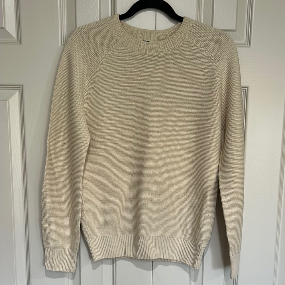 Uniqlo Men's Beige Crewneck Sweater